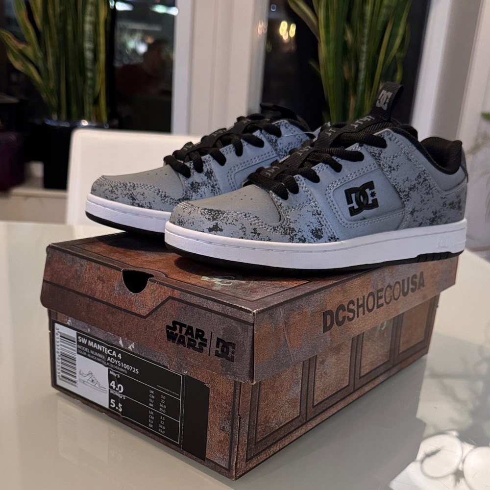 DC Star Wars Sneakers - size men’s 4/women’s 5.5